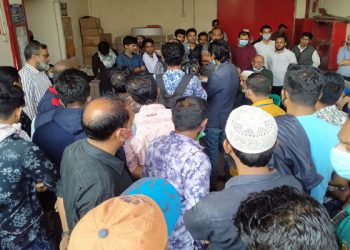 ষোলশহর গার্মেন্টসে আগুন