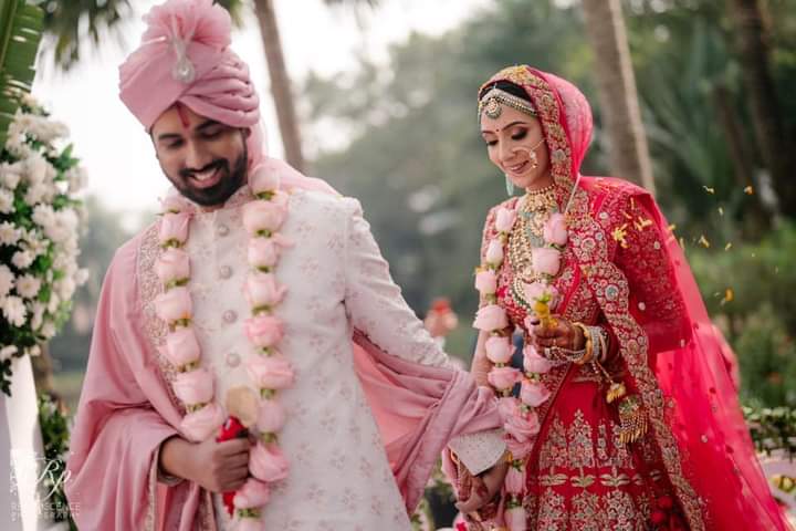 সাতপাকে বাঁধা পড়লেন নায়িকা মিম