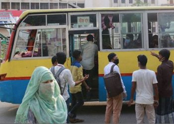 চট্টগ্রামে অর্ধেক যাত্রী নিয়ে বাস না চালানোর সিদ্ধান্ত