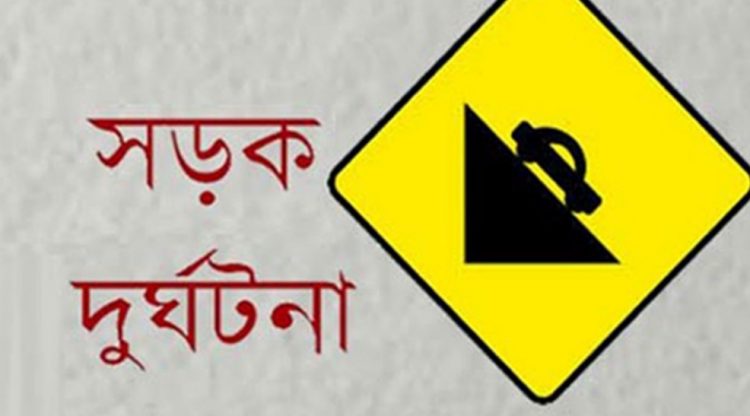 জয়পুরহাটে বাস-পিকআপ মুখোমুখি, নিহত ১