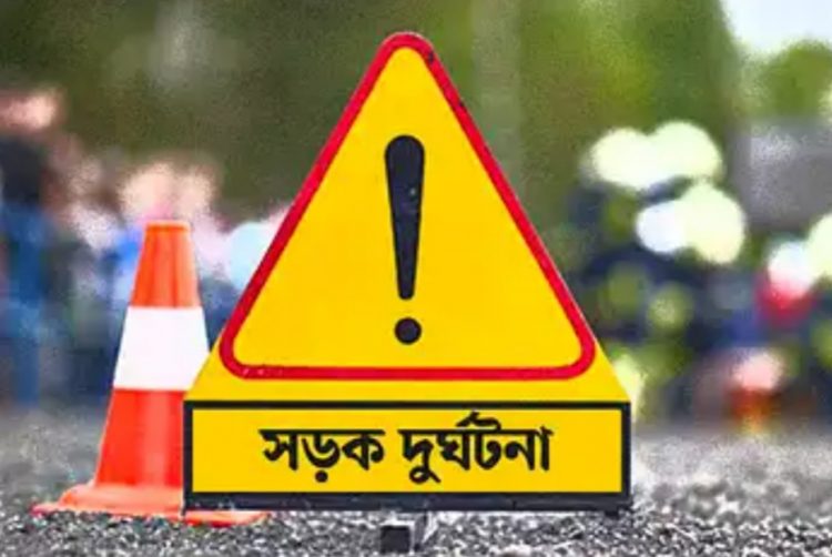 ট্রেন-ভটভটি সংঘর্ষে নিহত ৩