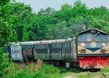 মাইলেজ জটিলতা: আজ চবির ৩ জোড়া শাটল ট্রেন চালাবেনা চালকরা