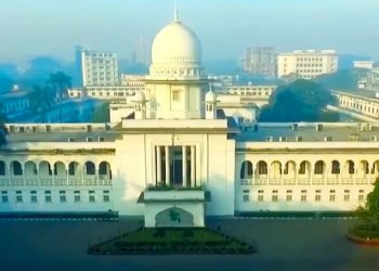 পানামা ও প্যারাডাইস পেপার্সে নাম আসা ব্যক্তিদের তথ্য হাইকোর্টে