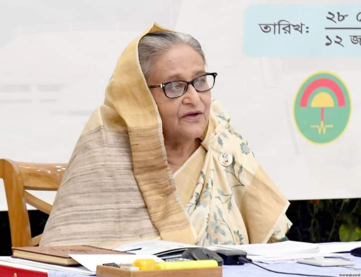 আইন নিজের হাতে তুলে নিবেন না: প্রধানমন্ত্রী