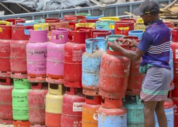 দাম কমল এলপি গ্যাসের