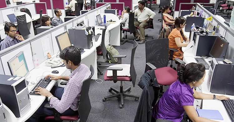 অর্ধেক লোক নিয়ে চলবে অফিস