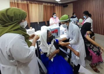 বোয়ালখালীতে করোনা টিকা পেল ৪ হাজার শিক্ষার্থী