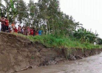 সাঙ্গু নদীর পেটে জুঁইদণ্ডীর দুই গ্রাম!