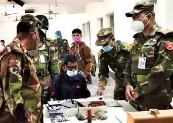 উখিয়ার অসহায় ও ছিন্নমূল দুস্থ মানুষদের পাশে রামু ১০ পদাতিক ডিভিশন