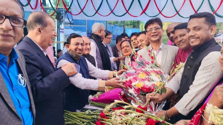 নব নির্বাচিত চেয়ারম্যান-মেম্বারদের হুইপের সংবর্ধনা