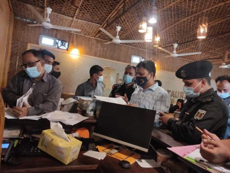 কক্সবাজারে চার রেস্তোরাঁকে এক লক্ষ ত্রিশ হাজার টাকা জরিমানা