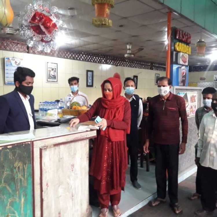 টিকা সনদ ছাড়া খাবার পরিবেশন, ৪ হোটেলকে জরিমানা