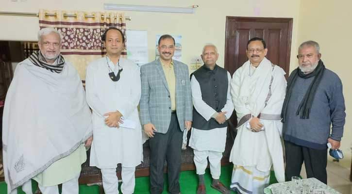 বিতর্কিত কাউকে আ’লীগের সদস্য করা যাবেনা