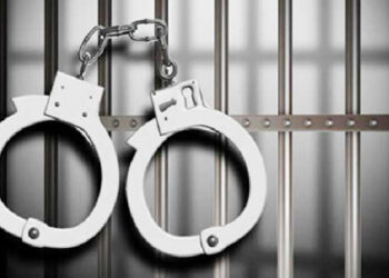 বিসিএসে ছেলেবন্ধুর প্রক্সি দিতে গিয়ে ধরা চবির সাবেক ছাত্রী