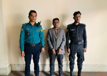 মুরাদপুরে পাঁচ বছরের সাজাপ্রাপ্ত পলাতক আসামী প্রতারক গ্রেফতার