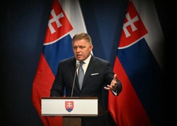 ইউক্রেন যুক্তরাষ্ট্রের নিয়ন্ত্রণে