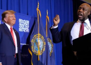 এবার ট্রাম্পকে সমর্থন জানালেন সিনেটর টিম স্কট