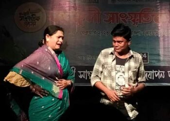 মাতৃভাষা দিবসে বীজন নাট্য গোষ্ঠীর নাটক ‘চতুর ভোলা’
