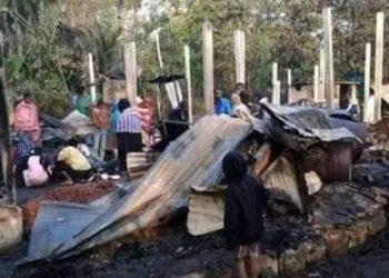 আনোয়ারায় আগুনে পুড়ল ১৮ বসতঘর, পাঁচজন দগ্ধ