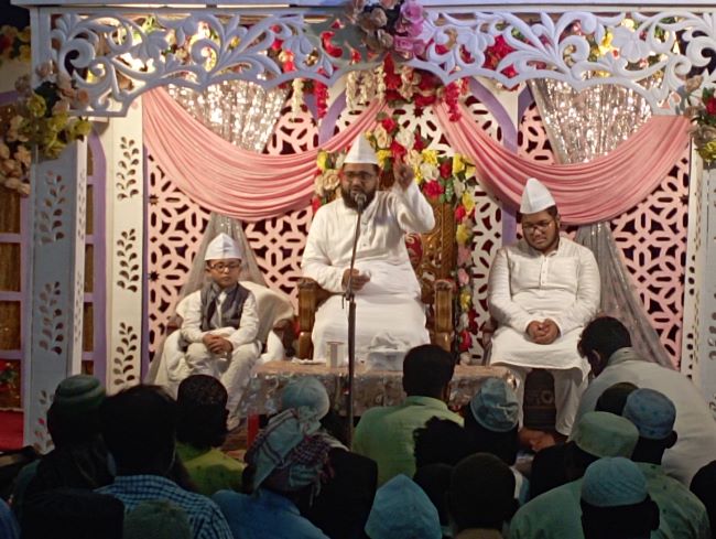 ফটিকছড়িতে গায়েবী ধন মাইজভান্ডারীর ওরশ সম্পন্ন