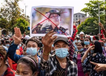 মায়ানমারে সংঘাত: বাংলাদেশ কি করবে?