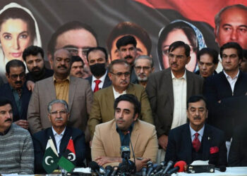 ইমরান খানকে বাইরে রেখেই পাকিস্তানে জোট সরকার গঠনের ঘোষণা