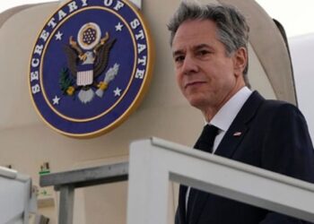 যুদ্ধ বিরতি চুক্তির জন্য মধ্যপ্রাচ্য সফরে অ্যান্টনি ব্লিঙ্কেন