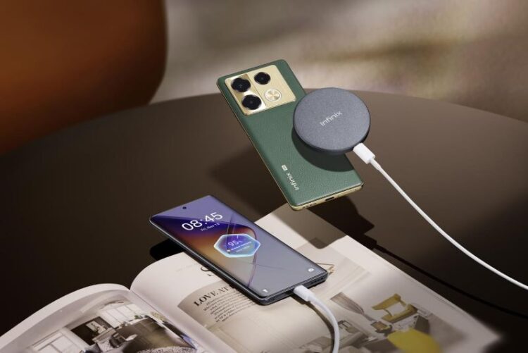 অ্যান্ড্রয়েড স্মার্টফোনে প্রথম বারের মত ম্যাগনেটিক চার্জিং প্রযুক্তি আনল ইনফিনিক্স