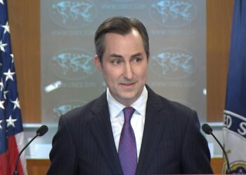 পুতিনের মন্তব্য ‘কান্ডজ্ঞানহীন’