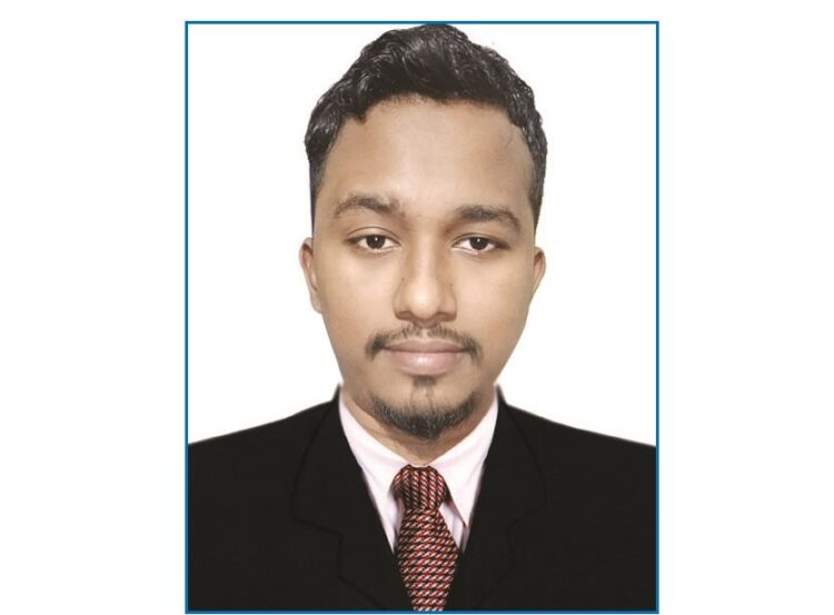 উচ্চ দামের মুঠোফোন প্যাকেজ গ্রাহকদের দুর্ভোগ বাড়িয়েছে