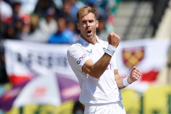 টেস্ট ক্রিকেটে ৭০০ উইকেট ক্লাবে প্রথম পেসার এন্ডারসন