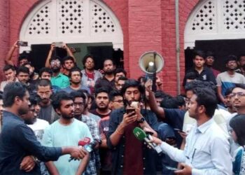 রাজনীতিমুক্ত ক্যাম্পাস চেয়ে প্রধানমন্ত্রীকে খোলা চিঠি বুয়েটের শিক্ষার্থীদের