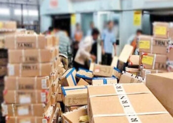 যুক্তরাষ্ট্র থেকে ডাকে আসল কোটি টাকার মাদক, গ্রেফতার তিন