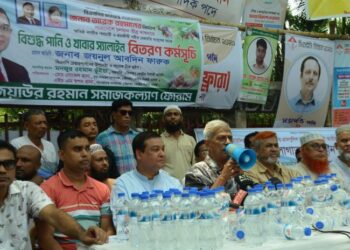 শিক্ষামন্ত্রীর পদত্যাগ চান জয়নুল আবদিন ফারুকের