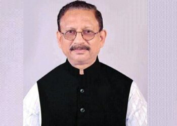 ওষুধ ছিটিয়ে মশা কমানো প্রায় অসম্ভব