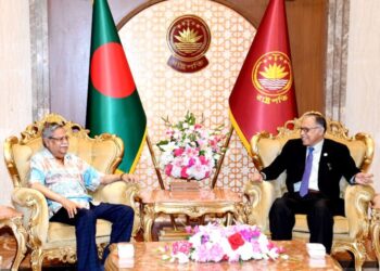 রাষ্ট্রপতির সঙ্গে চবির উপাচার্যের সৌজন্য সাক্ষাৎ