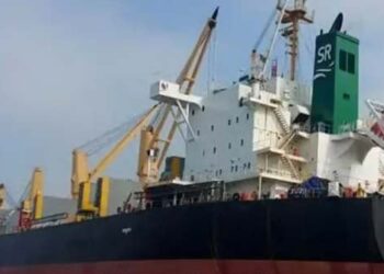 সোমালিয়ার জলদস্যুদের ছিনতাইকৃত বাংলাদেশী জাহাজসহ ক্রুদের মুক্তি