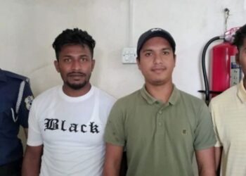 কালুরঘাট সেতুতে জাহাজের ধাক্কার ঘটনায় তিন নাবিক গ্রেফতার