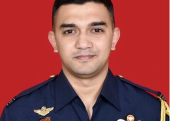 মারা গেলেন কর্ণফুলীতে বিধ্বস্ত প্রশিক্ষণ বিমানের পাইলট আসীম জাওয়াদ