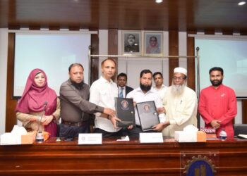 চুয়েটের সঙ্গে রবি আজিয়াটাসহ তিন সংস্থার সমঝোতা স্মারক সই