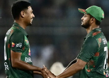 রেকর্ড জয়ে হোয়াইটওয়াশ এড়াল বাংলাদেশ