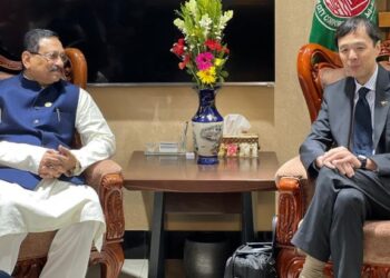 চট্টগ্রাম সিটির উন্নয়নে তিন খাতে সিঙ্গাপুরের সহায়তা চাইলেন মেয়র রেজাউল