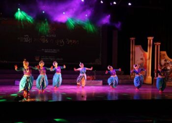 মঙ্গলাচরণ ও বর্ষা বন্দনায় মোহনীয় ওড়িশী নৃত্য নিবেদন