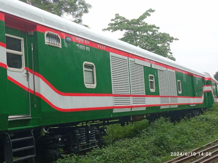 ঈদুল আজহার পূর্বে রেলবহরে যুক্ত হতে যাচ্ছে নয়া ৫০টি লাগেজ ভ্যান