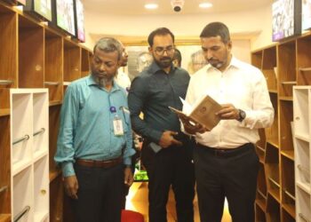 ‘বঙ্গবন্ধু ভ্রাম্যমাণ লাইব্রেরি’ চট্টগ্রাম অংশের উদ্বোধন