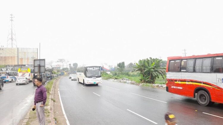 স্বস্তির ঈদযাত্রা; যানজট নেই ঢাকা-চট্টগ্রাম মহাসড়কে