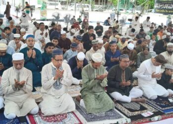 চট্টগ্রাম জেলা প্রশাসনের ব্যবস্থাপনায় জিমনেসিয়াম মাঠে ঈদুল আযহার জামাত অনুষ্ঠিত