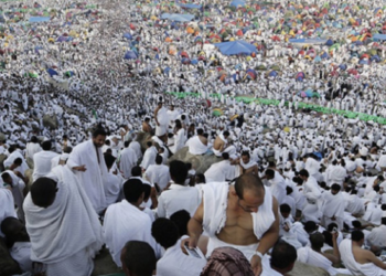 পবিত্র হজ আজ, লাব্বাইক ধ্বনিতে মুখর আরাফাত ময়দান