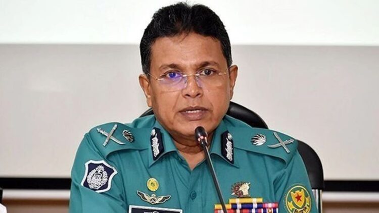কোটা আন্দোলনকারীদের কঠোর হুঁশিয়ারি দিলেন ডিএমপির কমিশনার