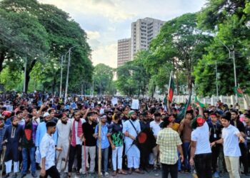 কোটা আন্দোলন/বৃহস্পতিবার পুরো দেশে ‘কমপ্লিট শাটডাউন’ ঘোষণা
